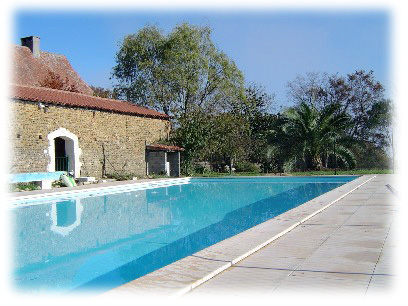 gites mirassou : la piscine